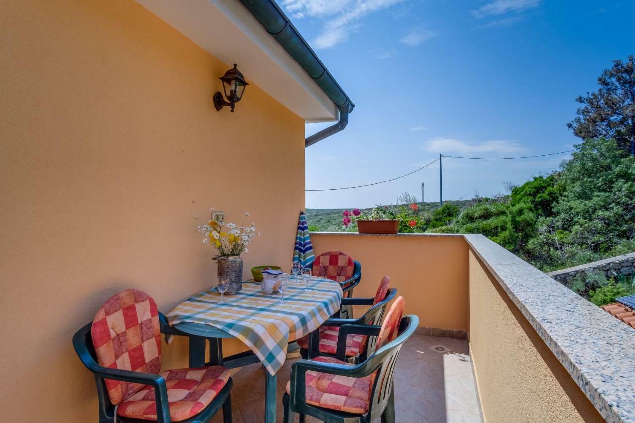 Apartmani Zorica Martinšćica Exteriör bild