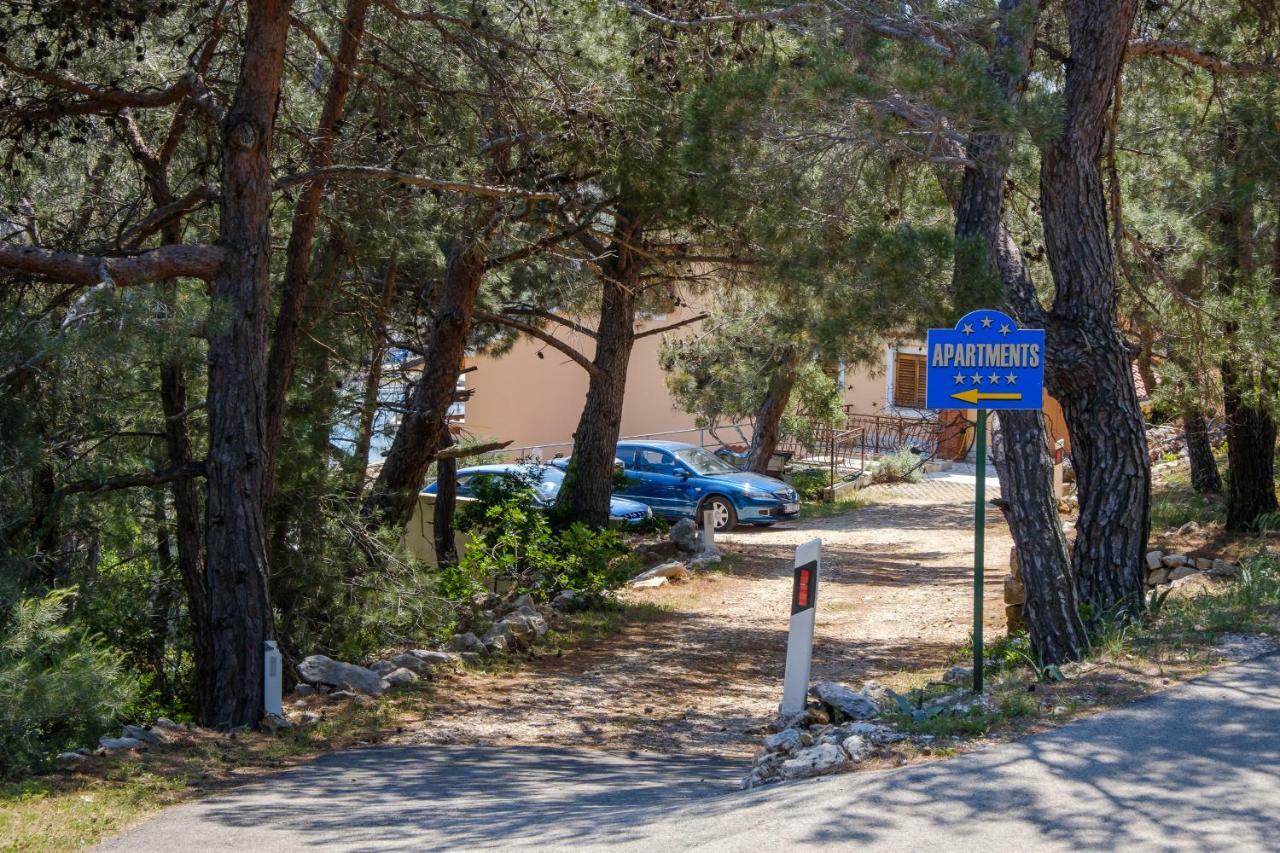 Apartmani Zorica Martinšćica Exteriör bild