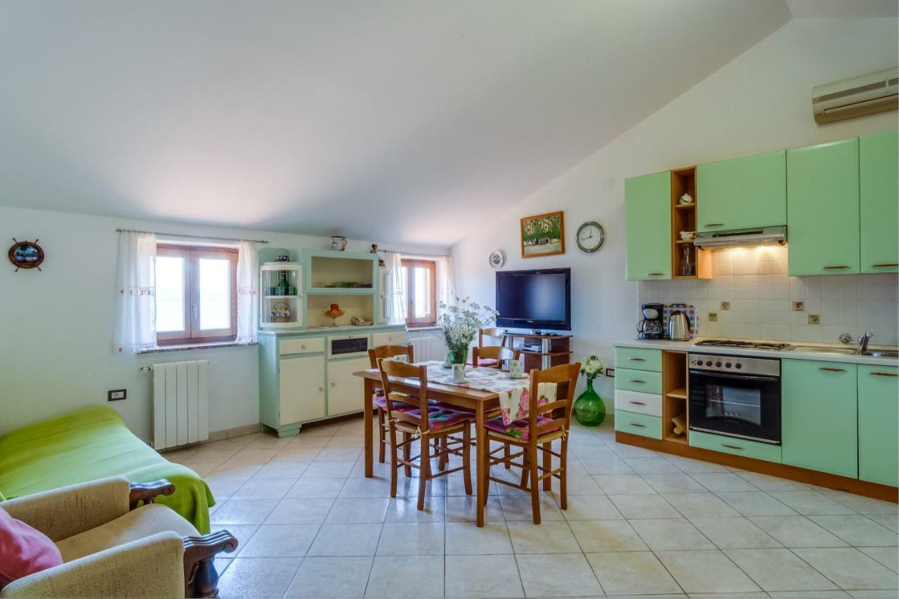 Apartmani Zorica Martinšćica Exteriör bild