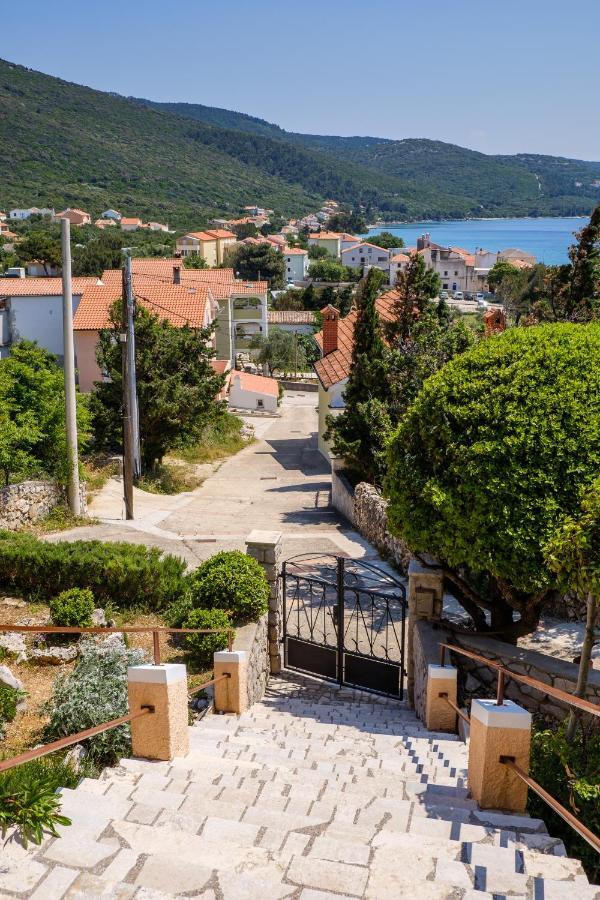 Apartmani Zorica Martinšćica Exteriör bild